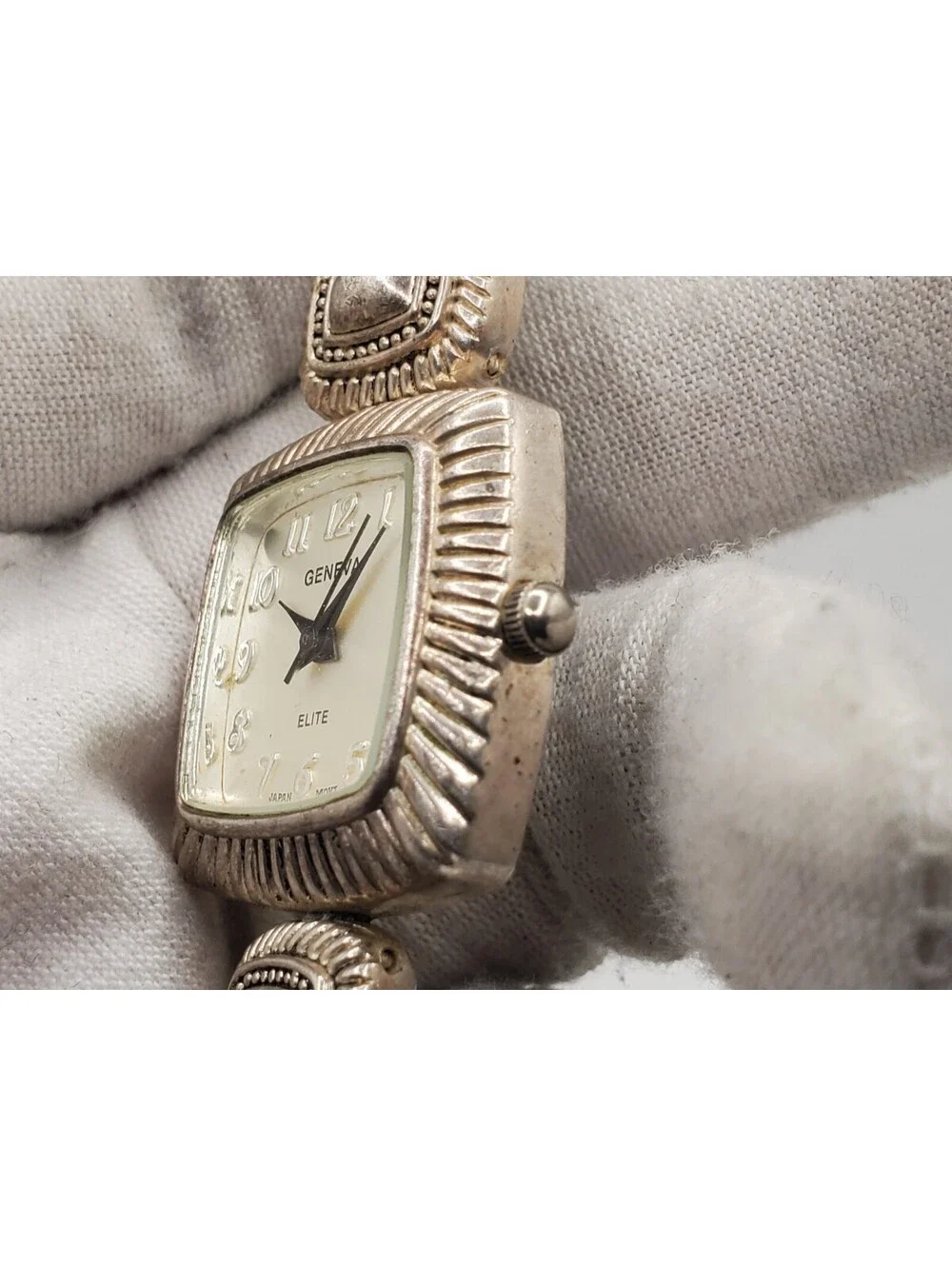Geneva Elite Watch Women 26mm Square Silver Tone Square New Battery